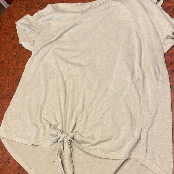 Top - Picture 1 of 1